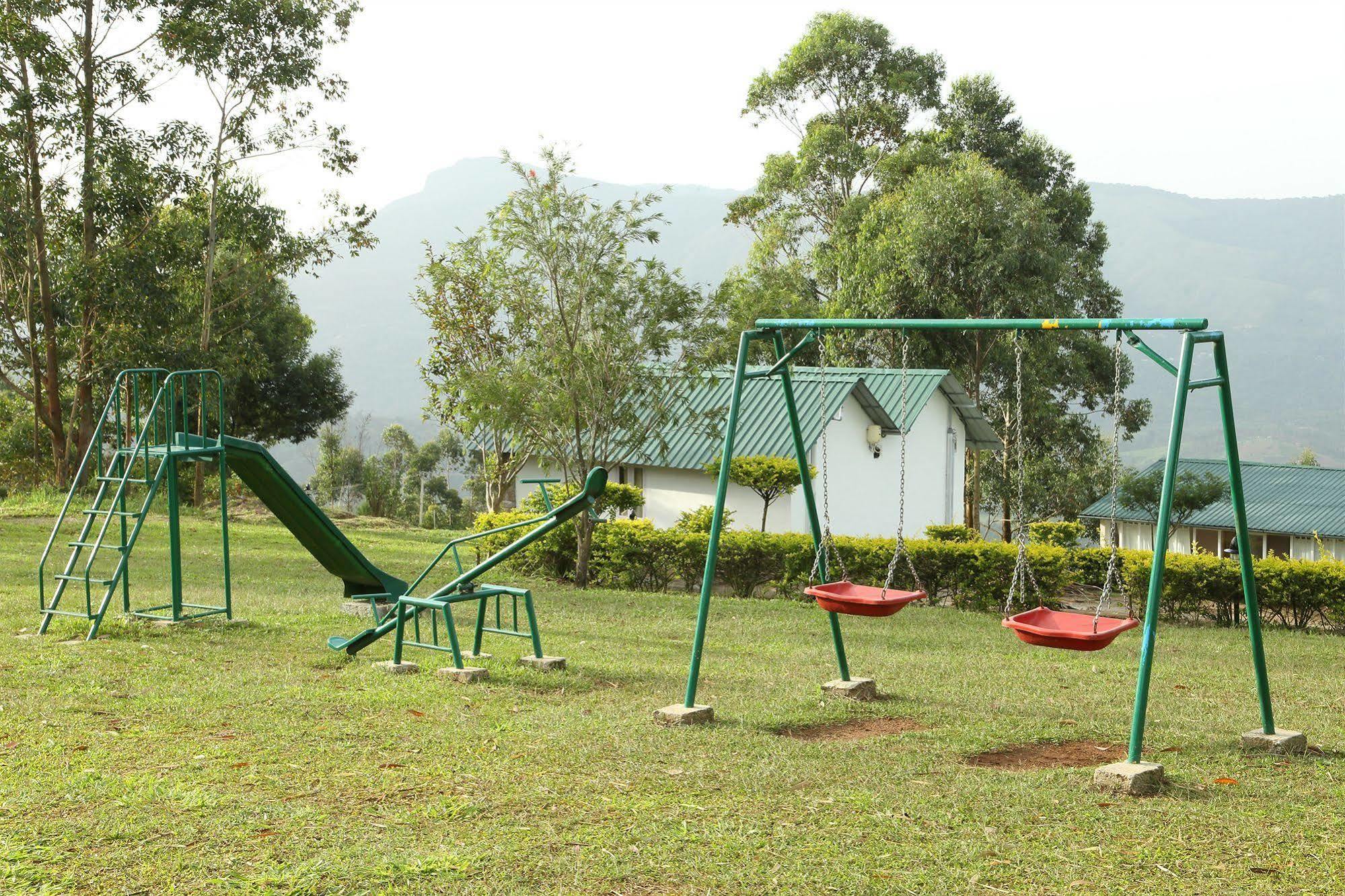 Green Jungle Holiday Resort Munnar Bagian luar foto
