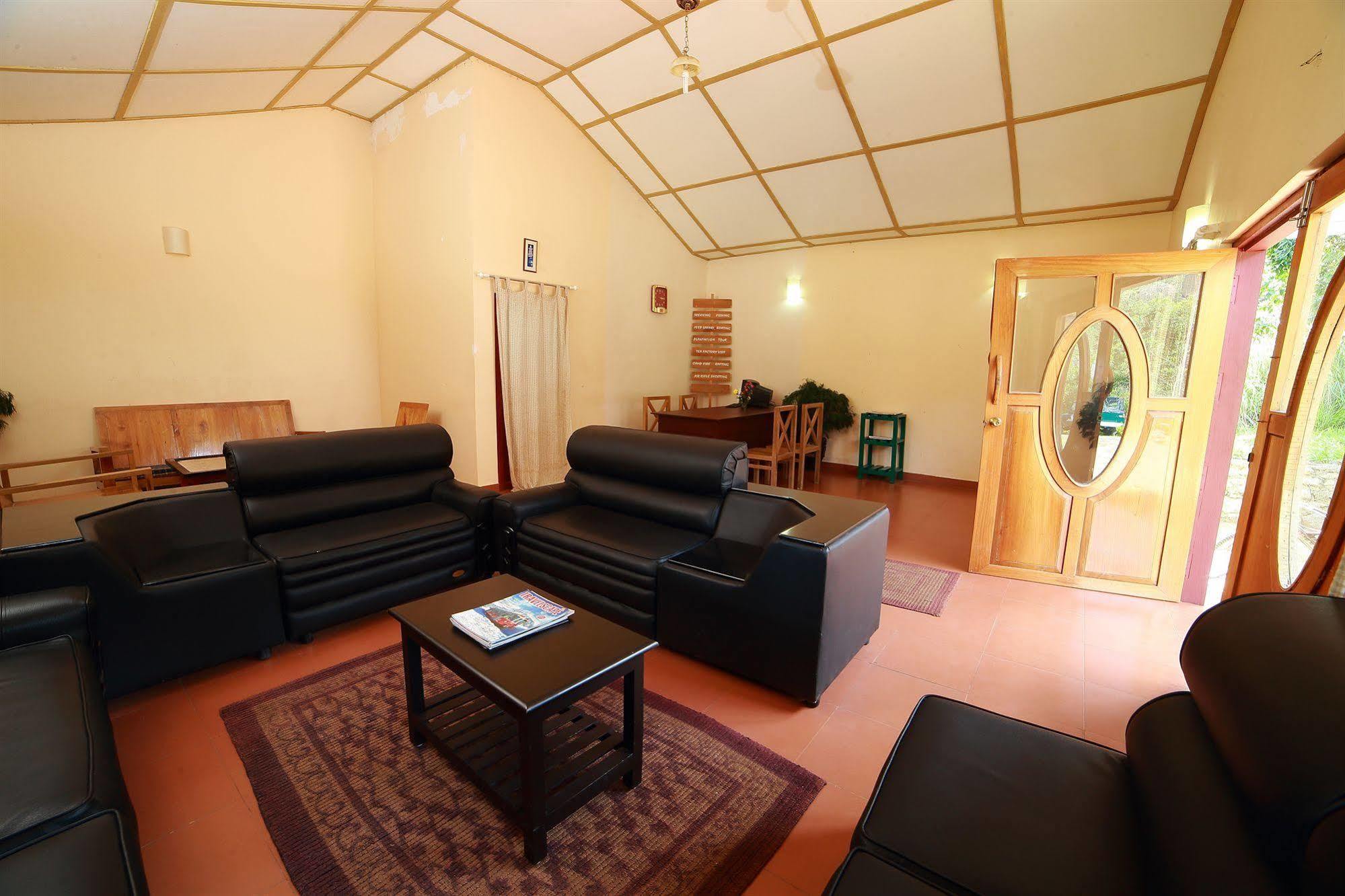 Green Jungle Holiday Resort Munnar Bagian luar foto