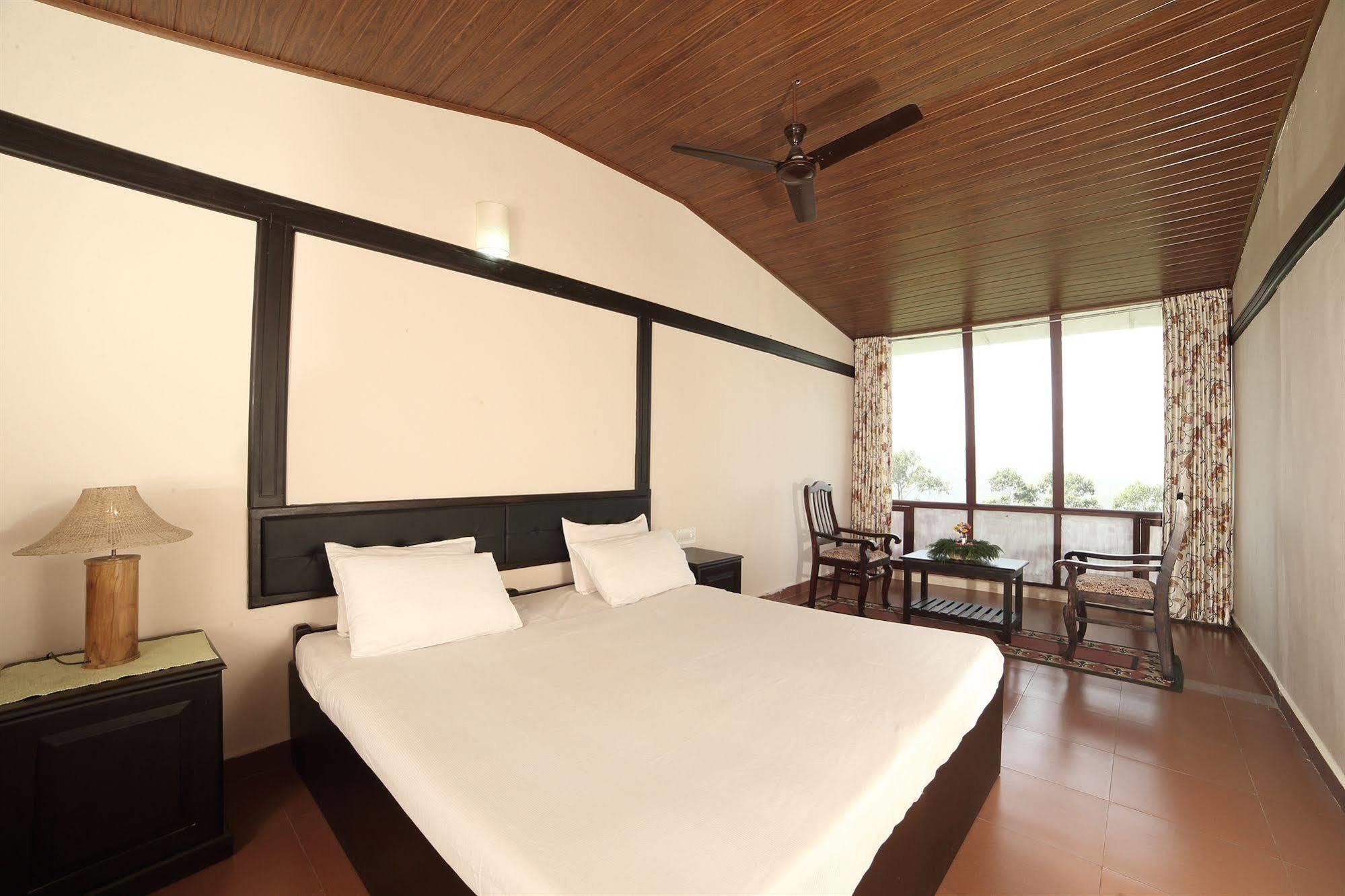 Green Jungle Holiday Resort Munnar Bagian luar foto