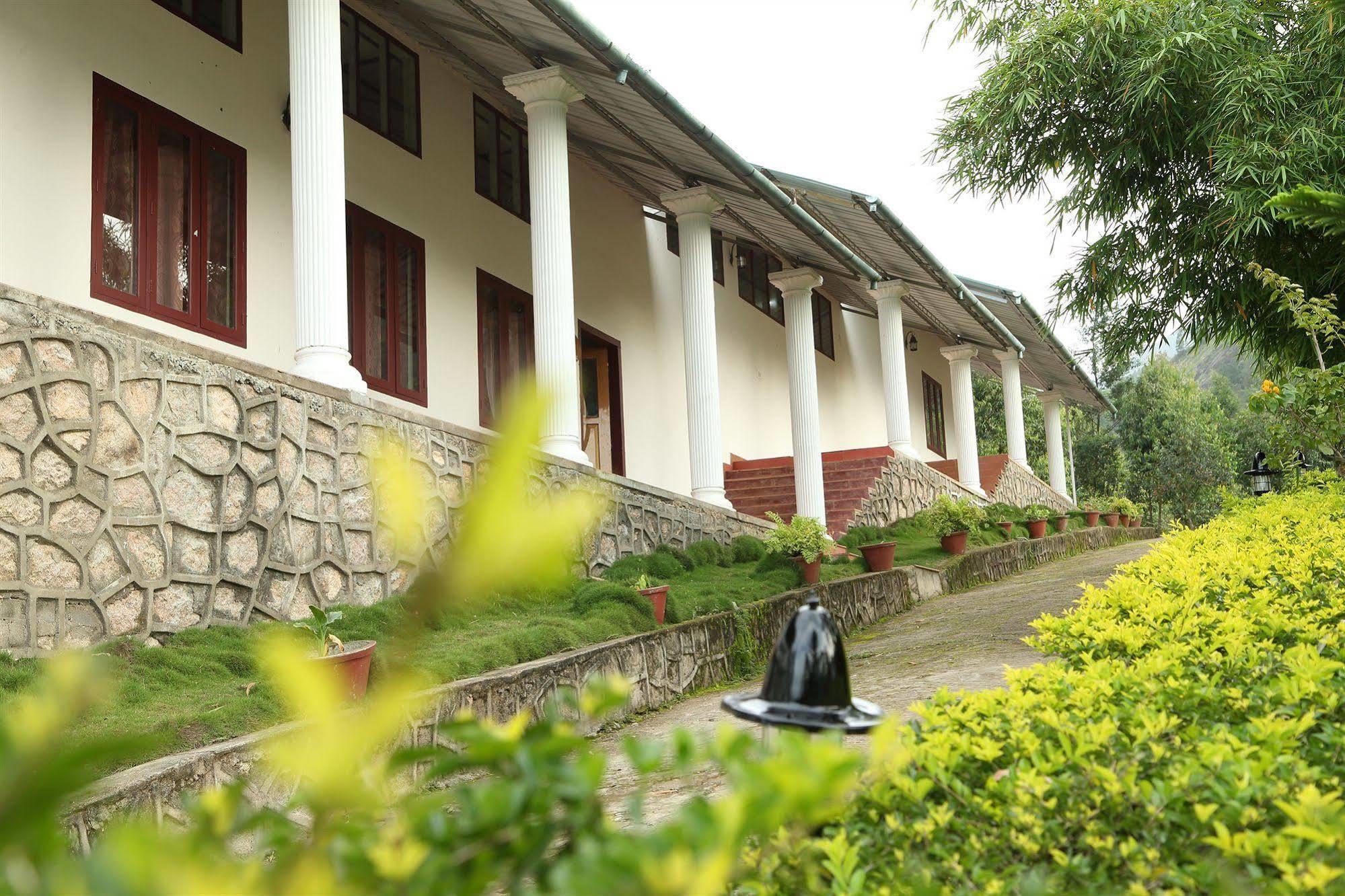 Green Jungle Holiday Resort Munnar Bagian luar foto